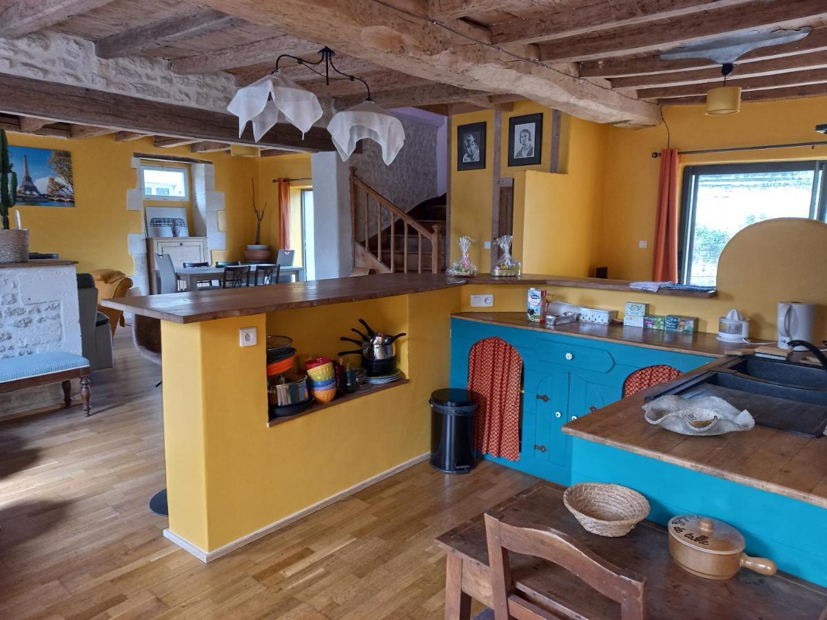 فيلا Le Moulin D'Errol Saint-Jean-dʼAngély المظهر الخارجي الصورة